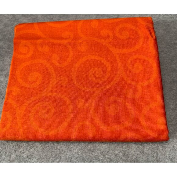 Orange Swirl Pattern Cotton Fat Quarter Fabric Quilting Crafts - Picture 1 of 3